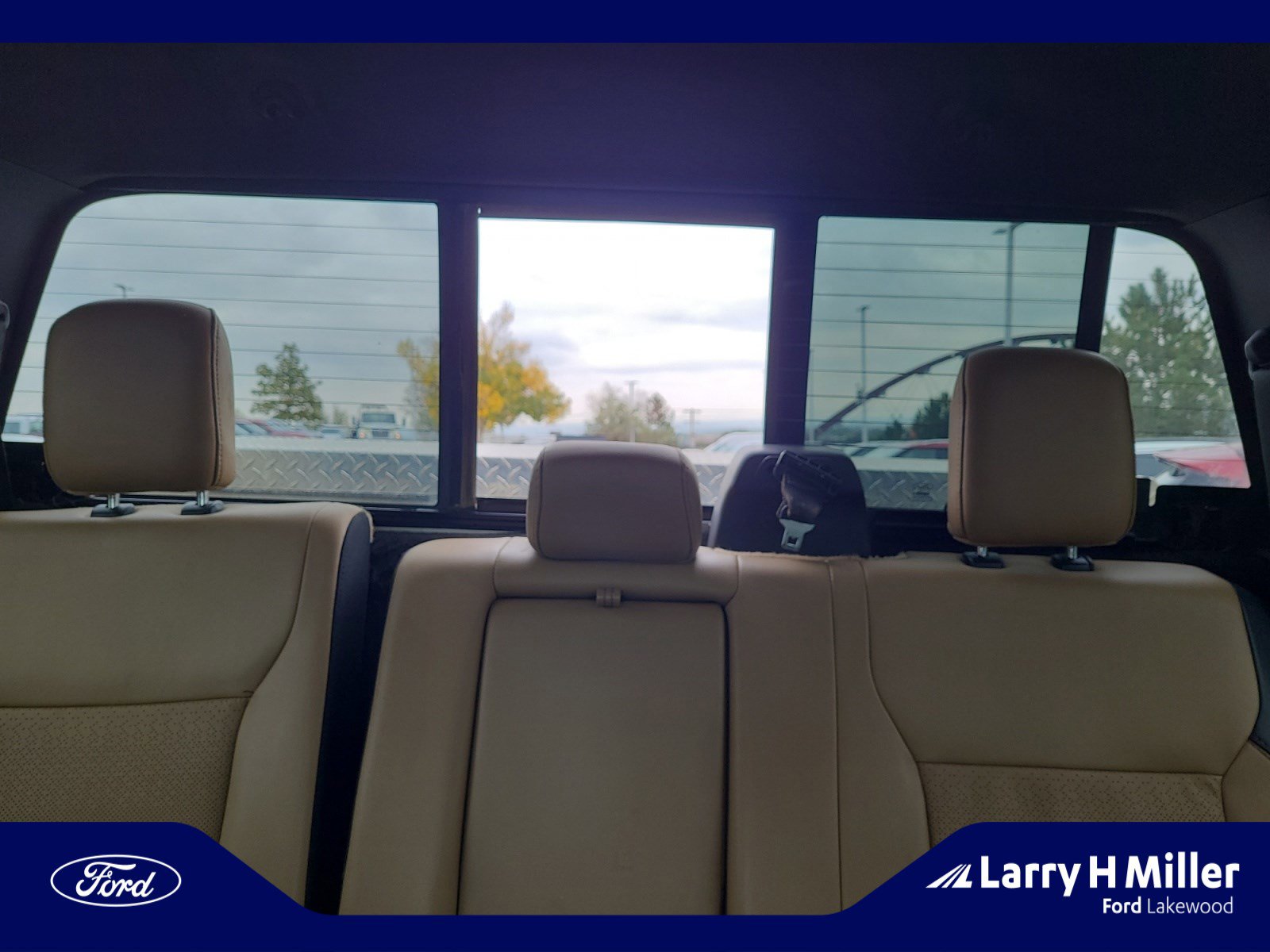 Used 2015 Ford F350 Lariat w/ Lariat Ultimate Package image 32