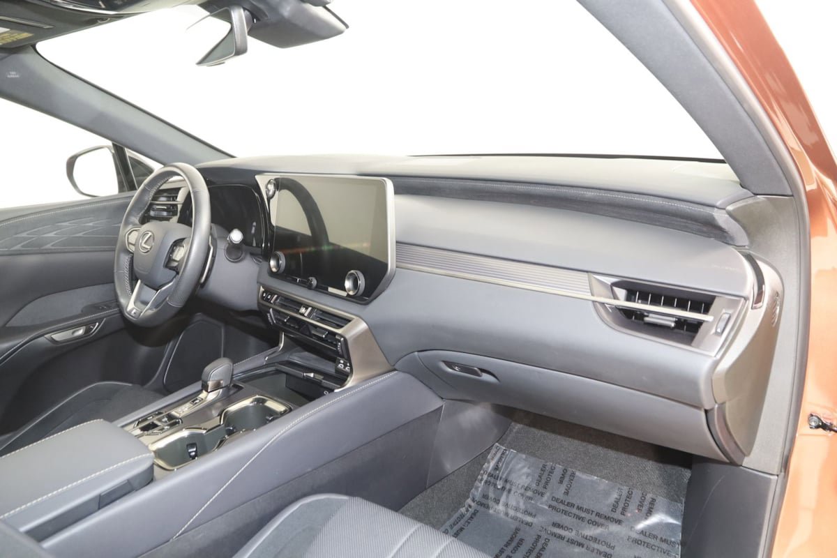 Used 2024 Lexus RX 500h F Sport w/ Convenience Package AWD/4WD image 46