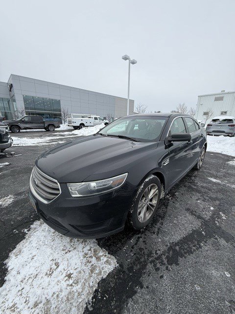 Used 2018 Ford Taurus SE image 17