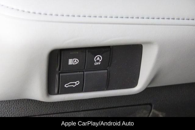 Used 2023 Toyota Highlander XLE image 19