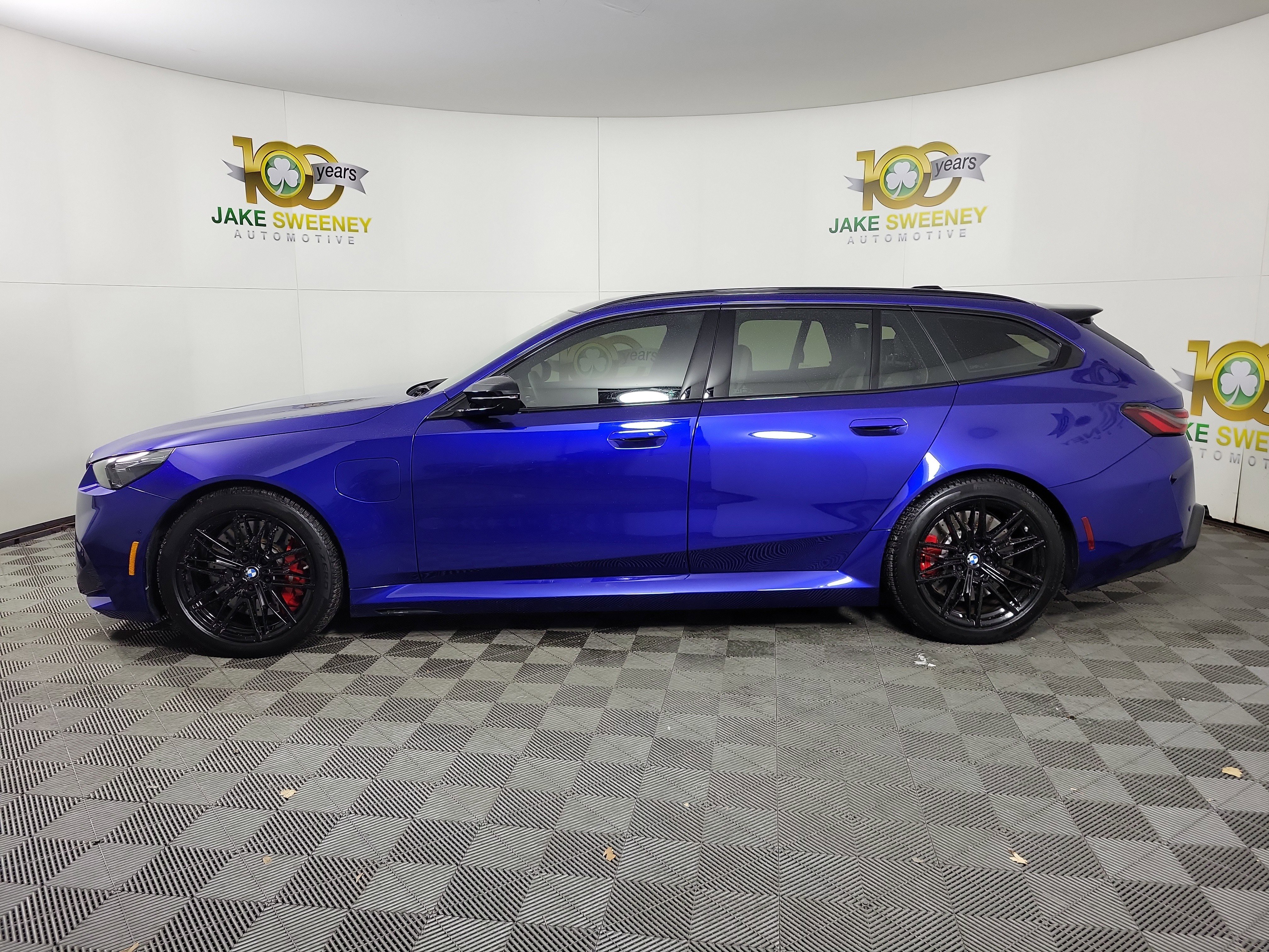 Used 2026 BMW M5 Touring image 4