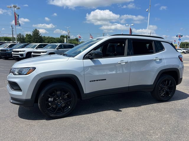 New 2026 Jeep Compass Latitude AWD/4WD image 3