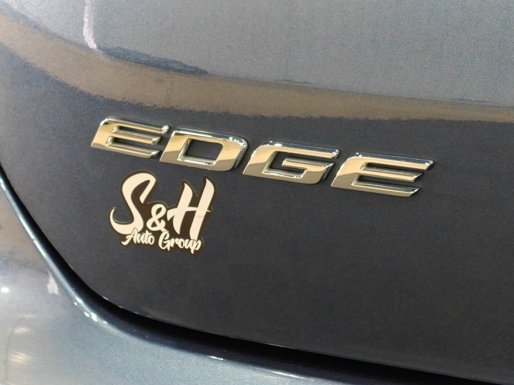 Used 2019 Ford Edge SEL w/ Equipment Group 201A AWD/4WD image 48