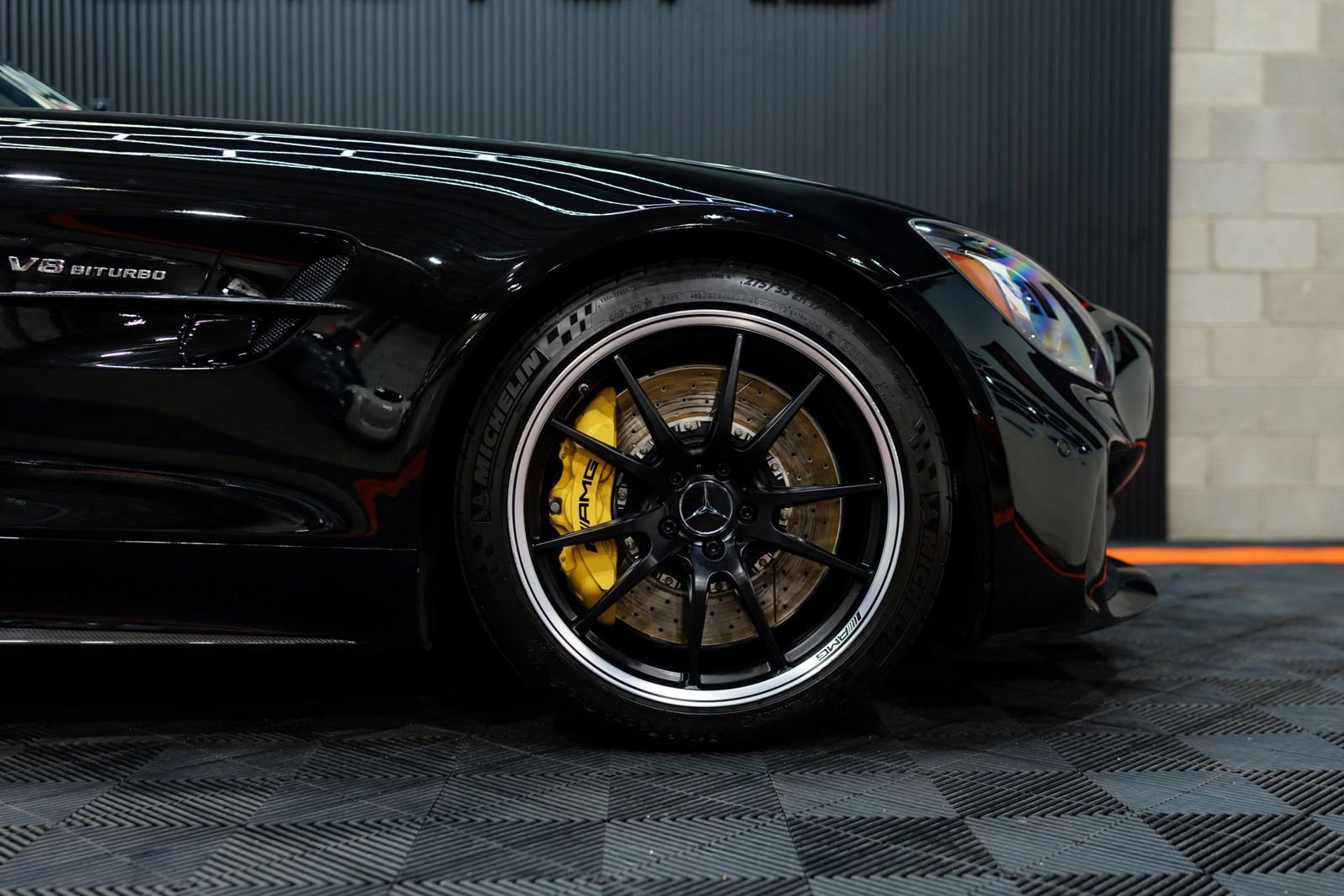 Used 2018 Mercedes-Benz AMG GT R image 15