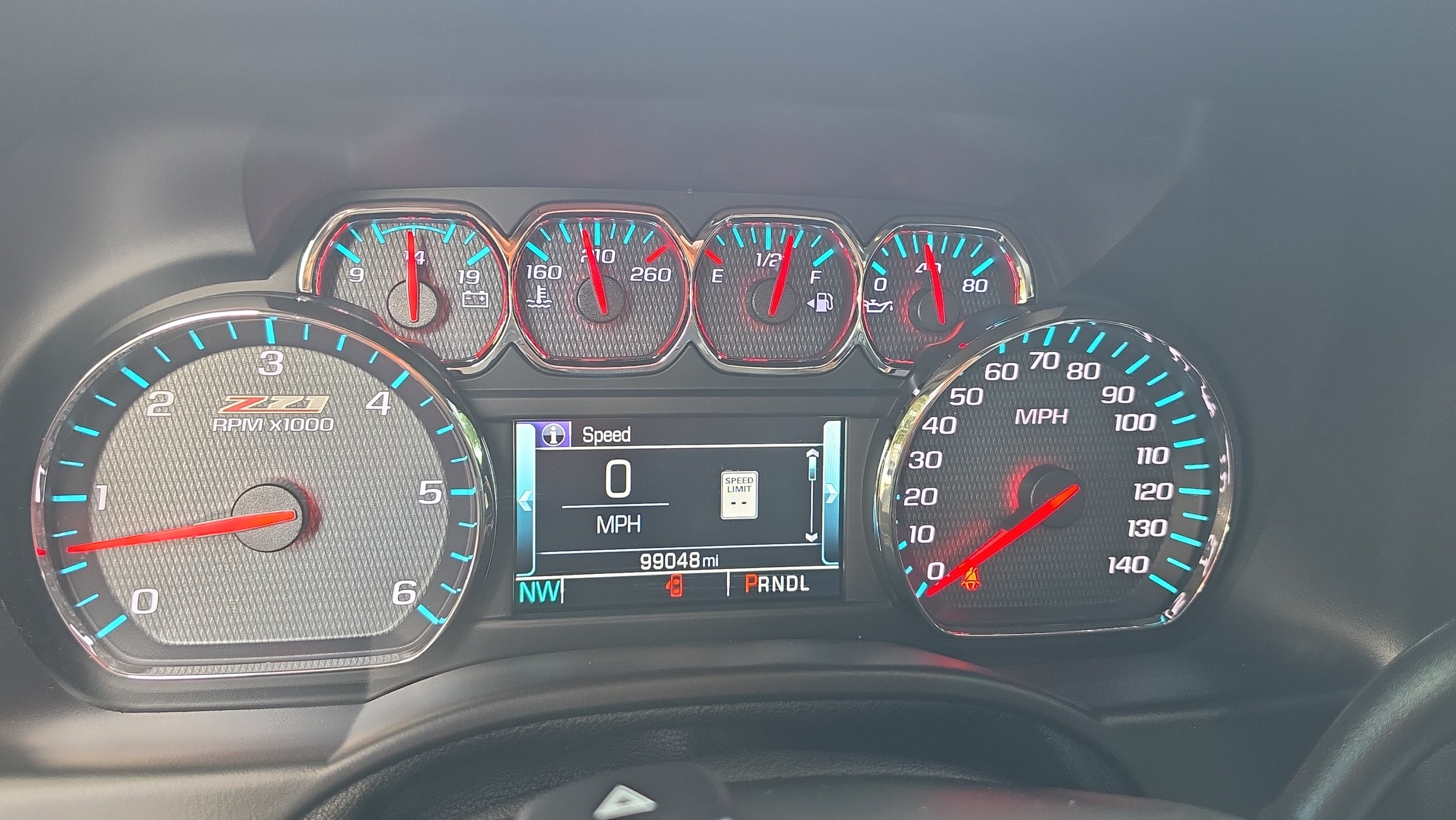 Used 2020 Chevrolet Tahoe LT w/ Luxury Package AWD/4WD image 15