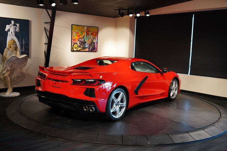 Used 2023 Chevrolet Corvette Stingray Premium Conv w/ Z51 Performance Package RWD image 11