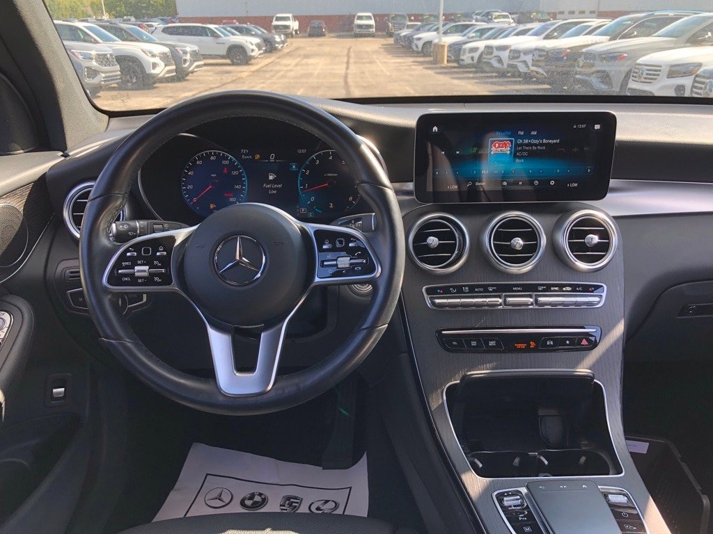 Used 2022 Mercedes-Benz GLC 300 4MATIC w/ Premium Package Lite image 17