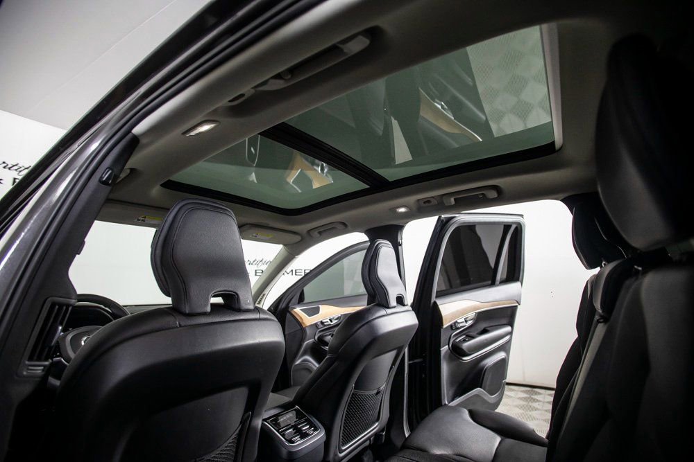 Used 2023 Volvo XC90 B6 Plus w/ Protection Package Premier image 25