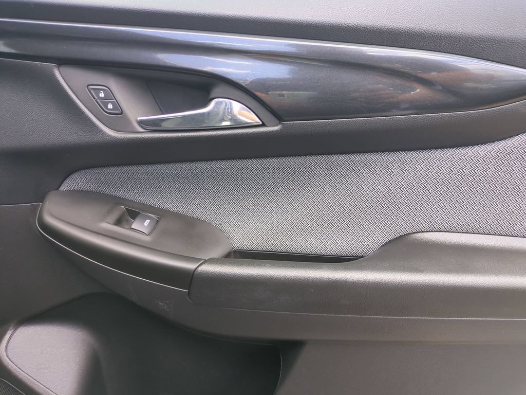 Used 2025 Chevrolet TrailBlazer LT AWD/4WD image 30