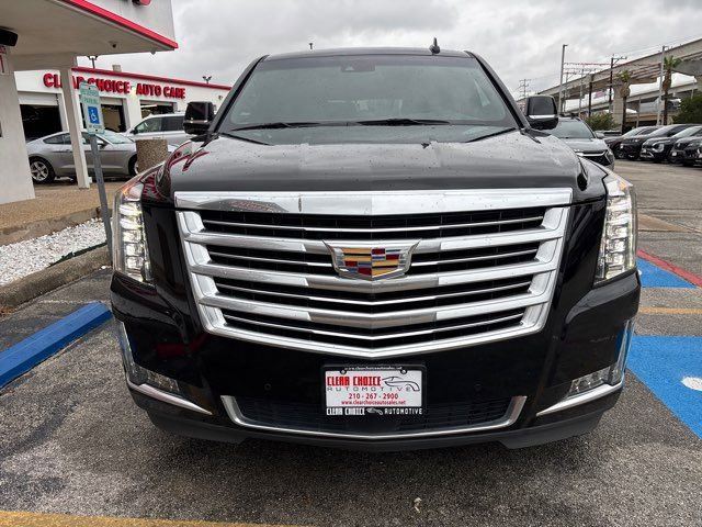 Used 2018 Cadillac Escalade ESV Platinum AWD/4WD image 2
