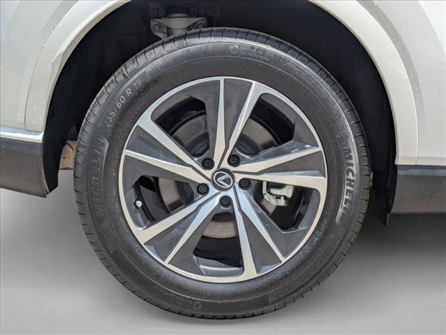 Used 2024 Lexus RX 350 FWD w/ Technology Package image 23