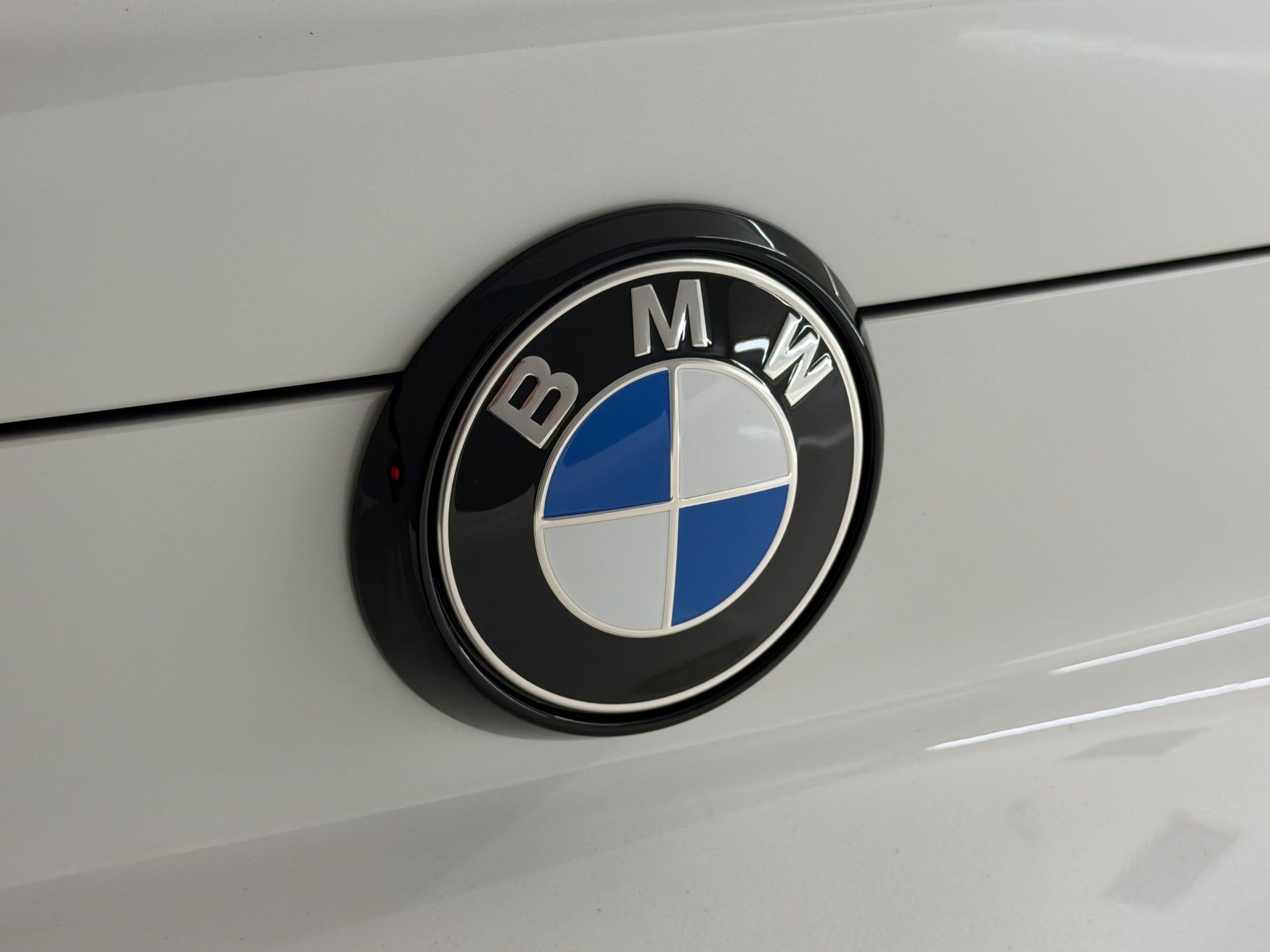 New 2027 BMW X6 xDrive40i w/ Premium Package AWD/4WD image 32