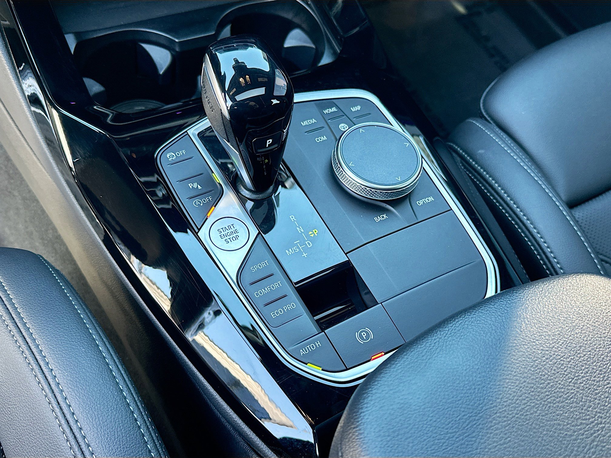 Certified 2024 BMW X3 sDrive30i w/ Premium Package image 17