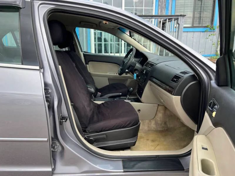 Used 2006 Mercury Milan Premier FWD image 12