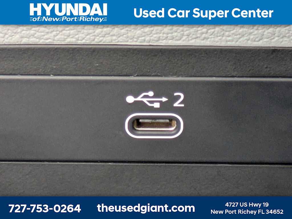 Used 2021 Audi A4 2.0T Premium w/ Convenience Package image 31