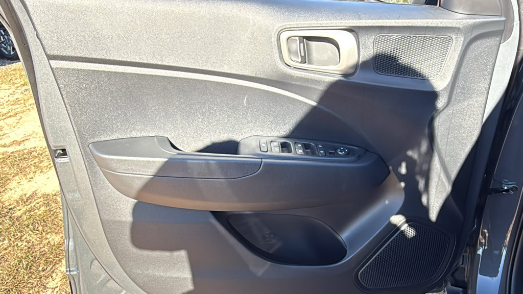 New 2026 Hyundai Venue SEL FWD image 15