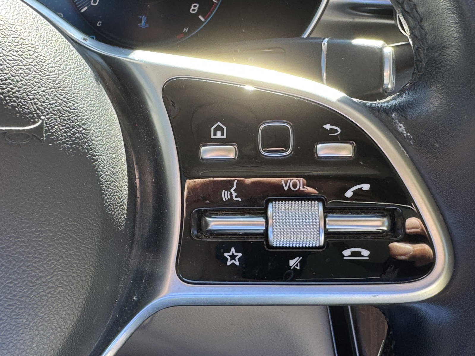 Used 2022 Mercedes-Benz GLC 300 image 20