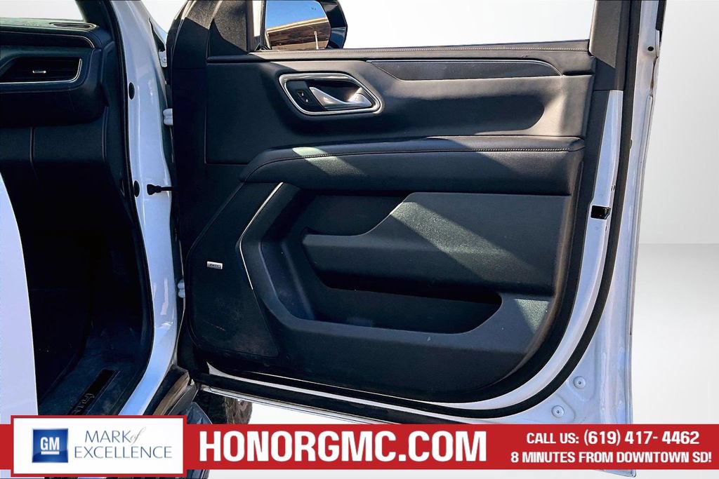 Used 2022 GMC Yukon AT4 AWD/4WD image 27