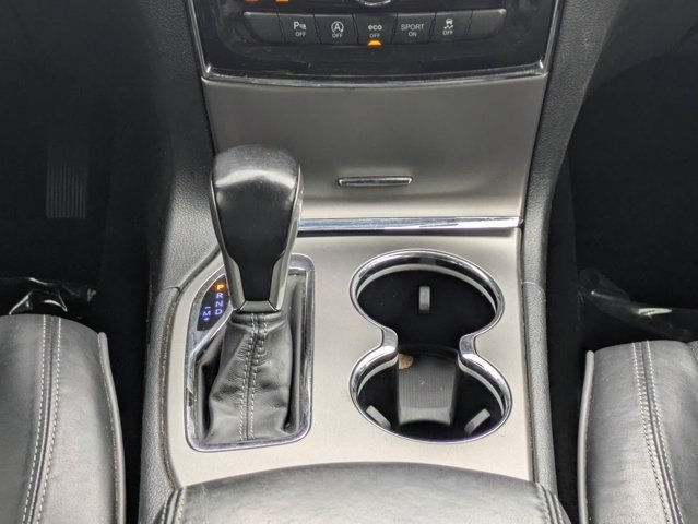 Used 2020 Jeep Grand Cherokee Overland RWD image 20