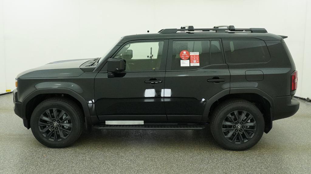 New 2027 Toyota Land Cruiser w/ Premium Package AWD/4WD image 6