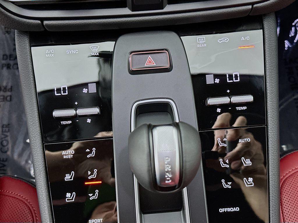 New 2026 Porsche Macan S AWD/4WD image 18