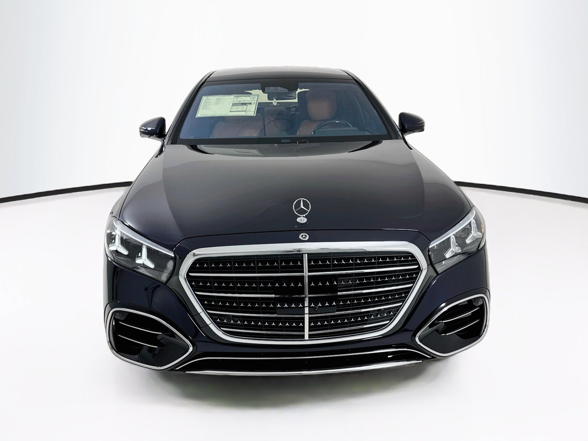 New 2027 Mercedes-Benz S 580 4MATIC Sedan image 2