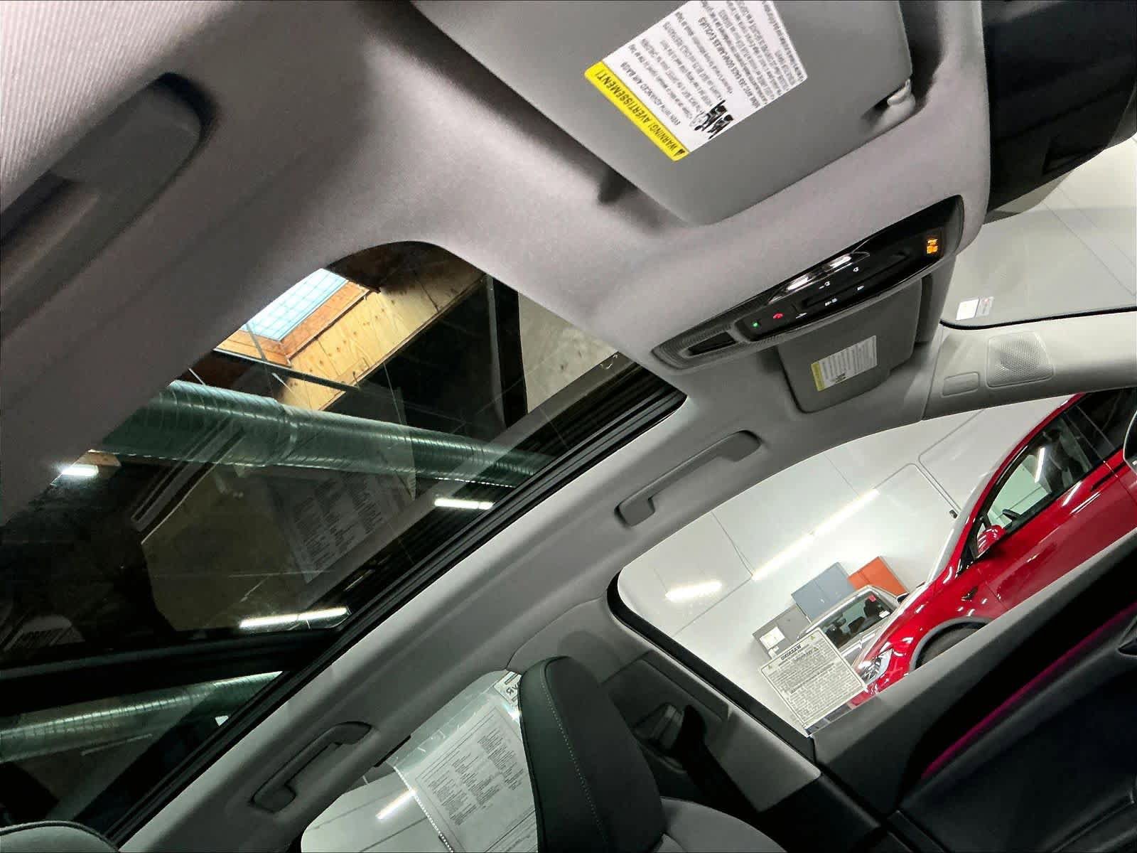 Certified 2025 Audi Q5 Prestige image 24