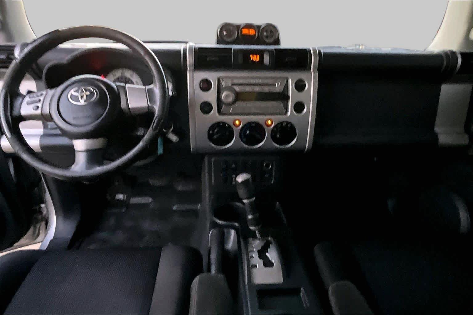 Used 2008 Toyota FJ Cruiser 2WD w/ Upgrade Pkg 1 image 15