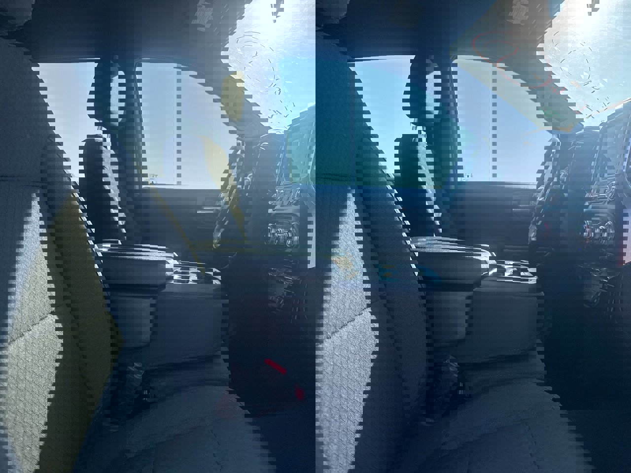 Used 2021 GMC Sierra 1500 Elevation image 11