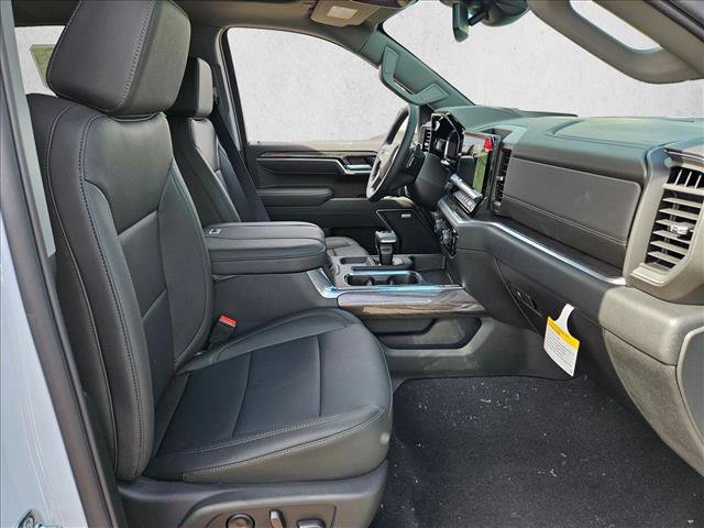New 2026 Chevrolet Silverado 1500 LTZ w/ LTZ Premium Package AWD/4WD image 17