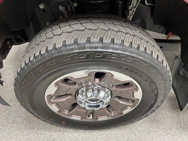 Used 2025 Ford F350 King Ranch w/ FX4 Off-Road Package image 13