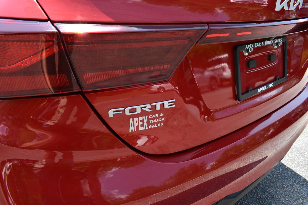 Used 2023 Kia Forte LXS FWD image 29
