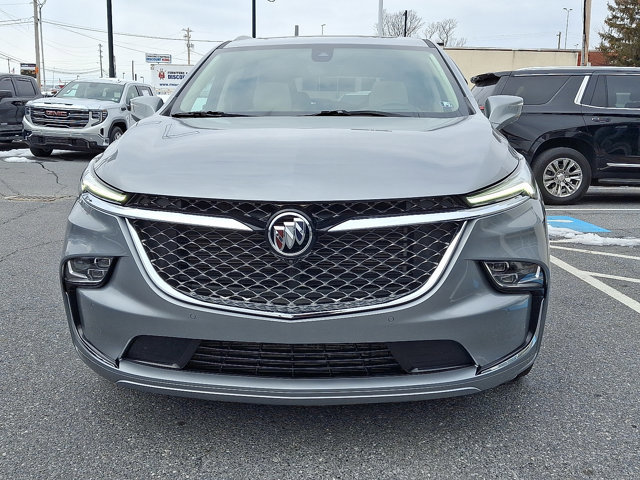 Used 2024 Buick Enclave Avenir w/ Avenir Technology Package video 2