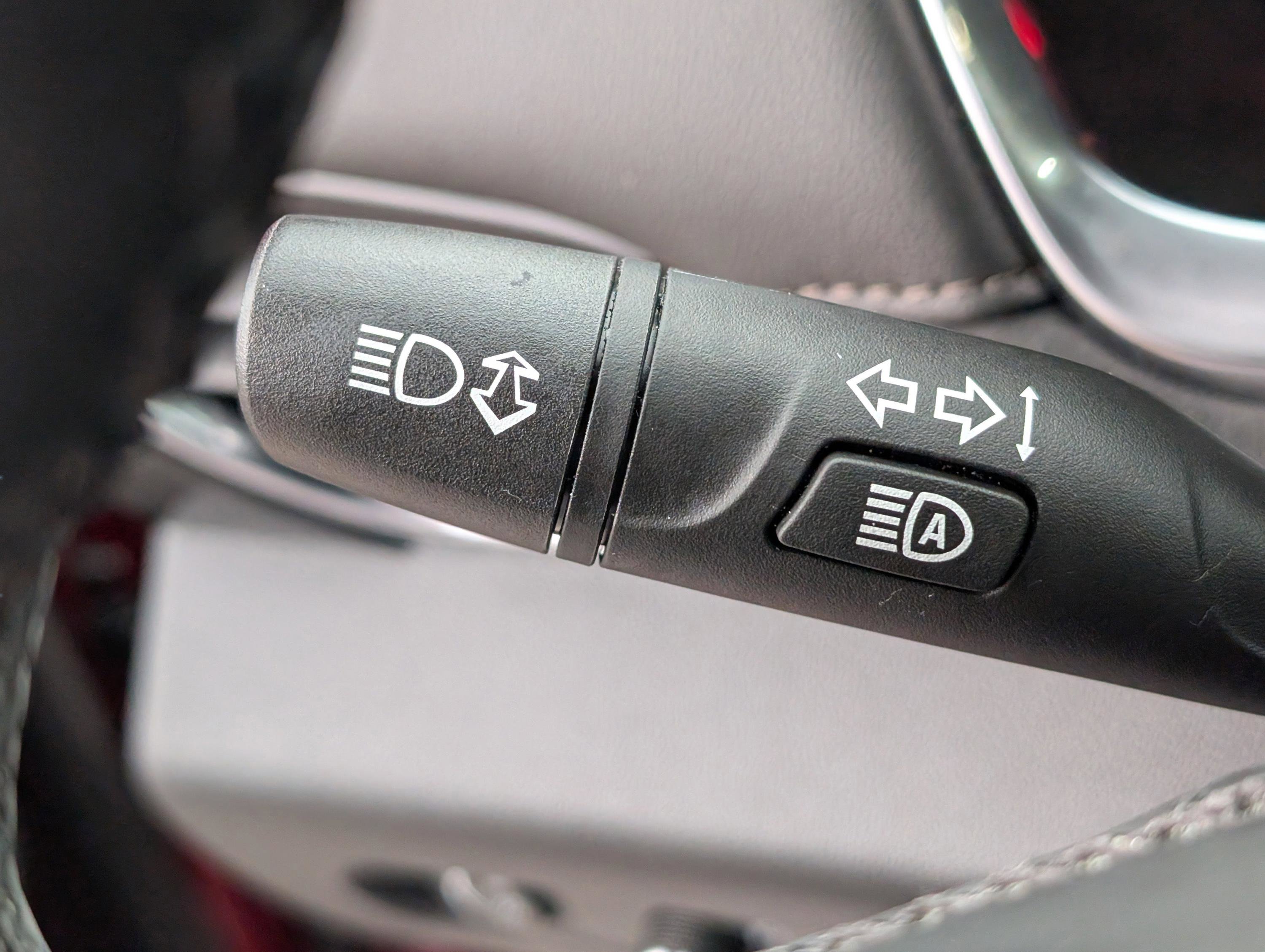 Certified 2023 Chevrolet Traverse High Country w/ LPO, Floor Liner Package image 19