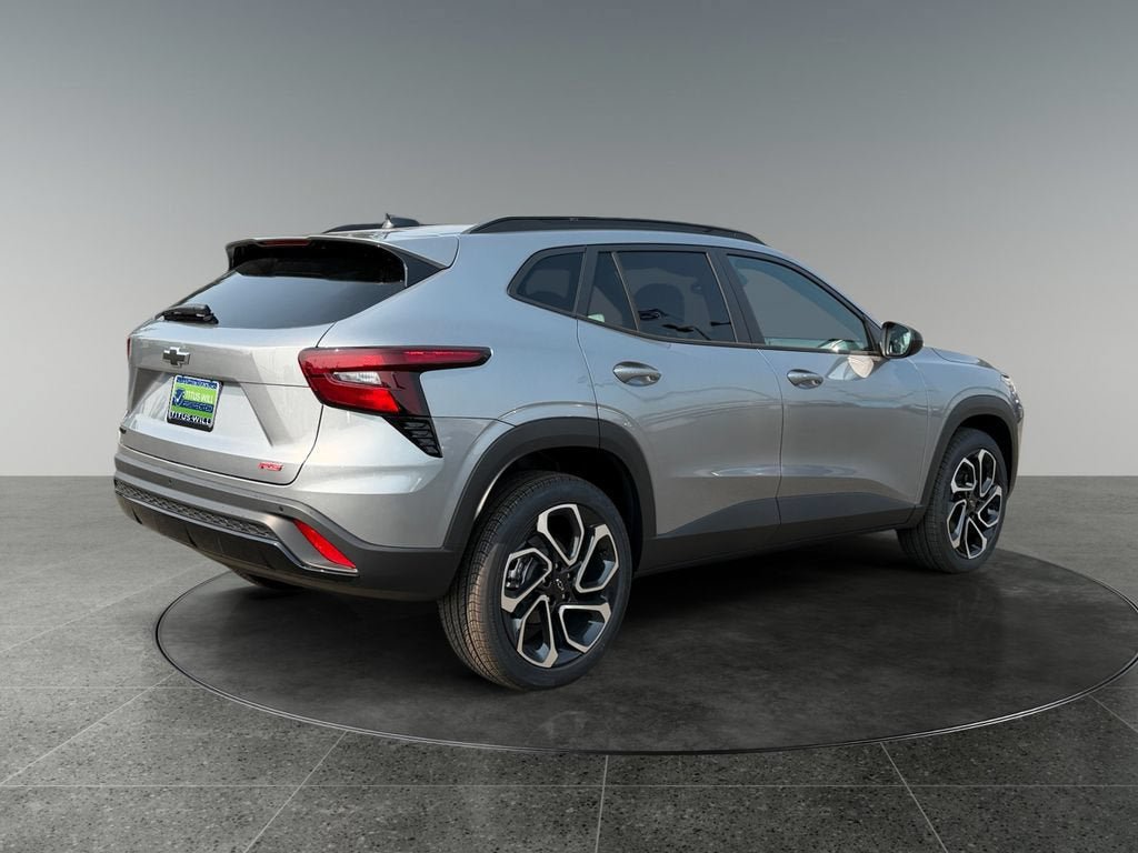 New 2026 Chevrolet Trax RS w/ Sunroof Package FWD image 9
