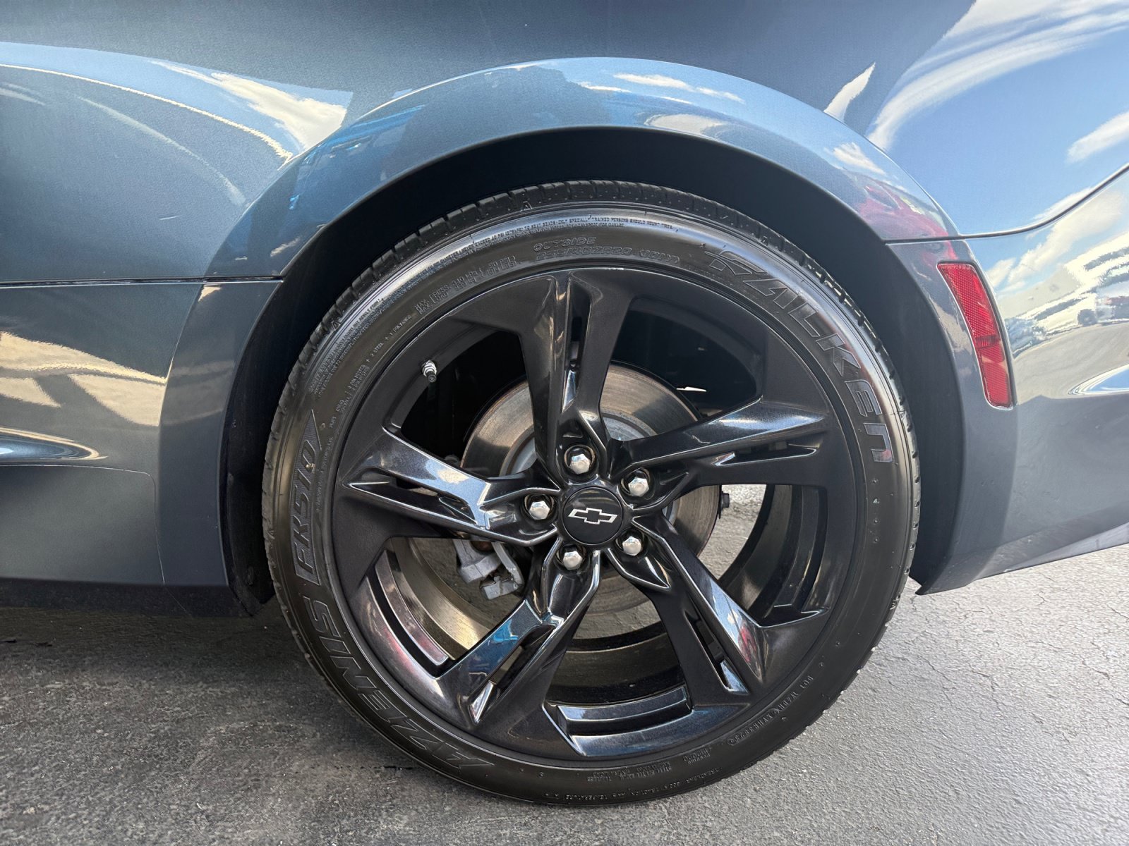 Used 2022 Chevrolet Camaro LT w/ RS Package RWD image 16