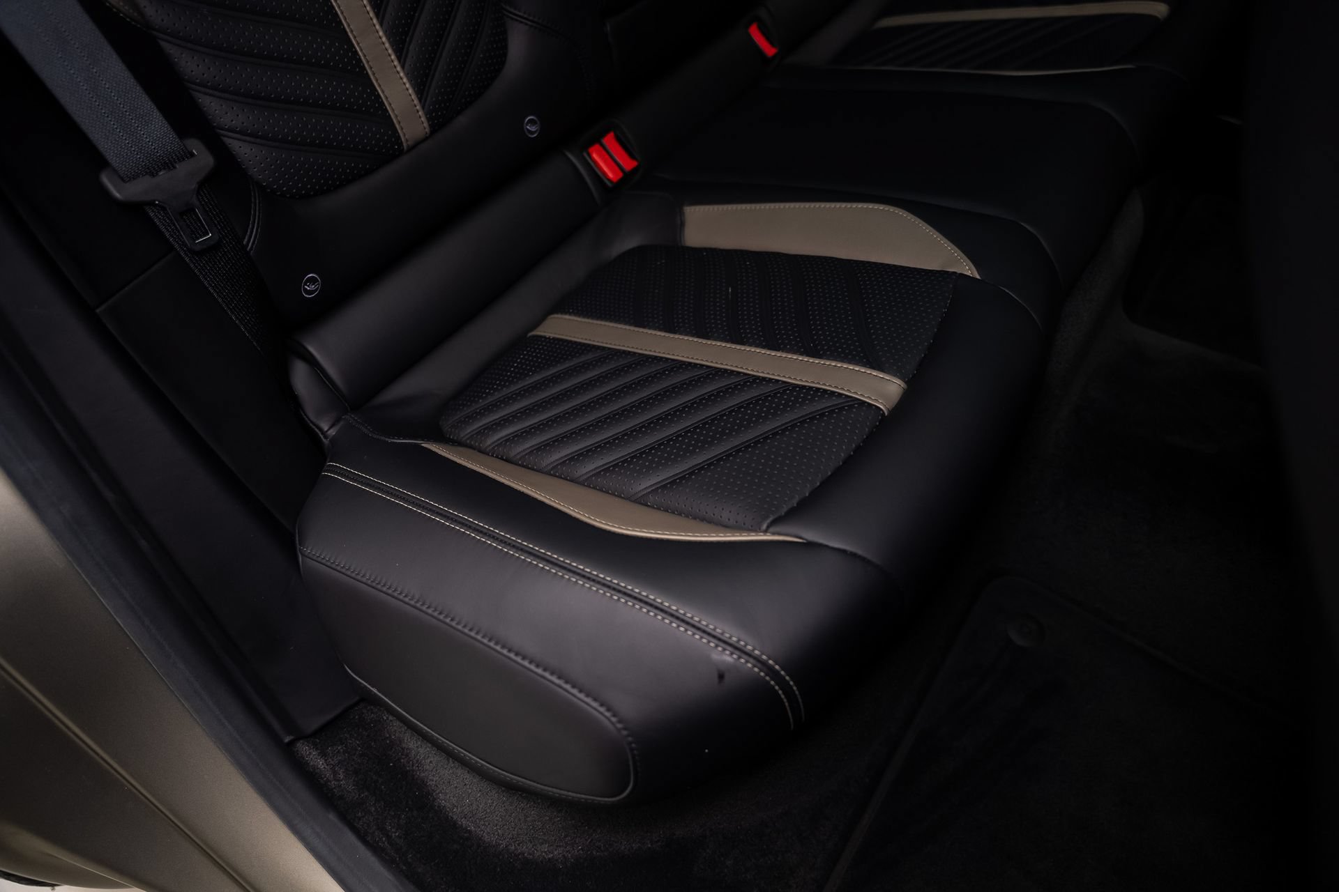 Used 2023 Aston Martin DBX 707 AWD/4WD image 65