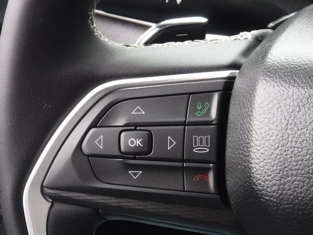 Certified 2023 Jeep Grand Cherokee L Laredo image 31