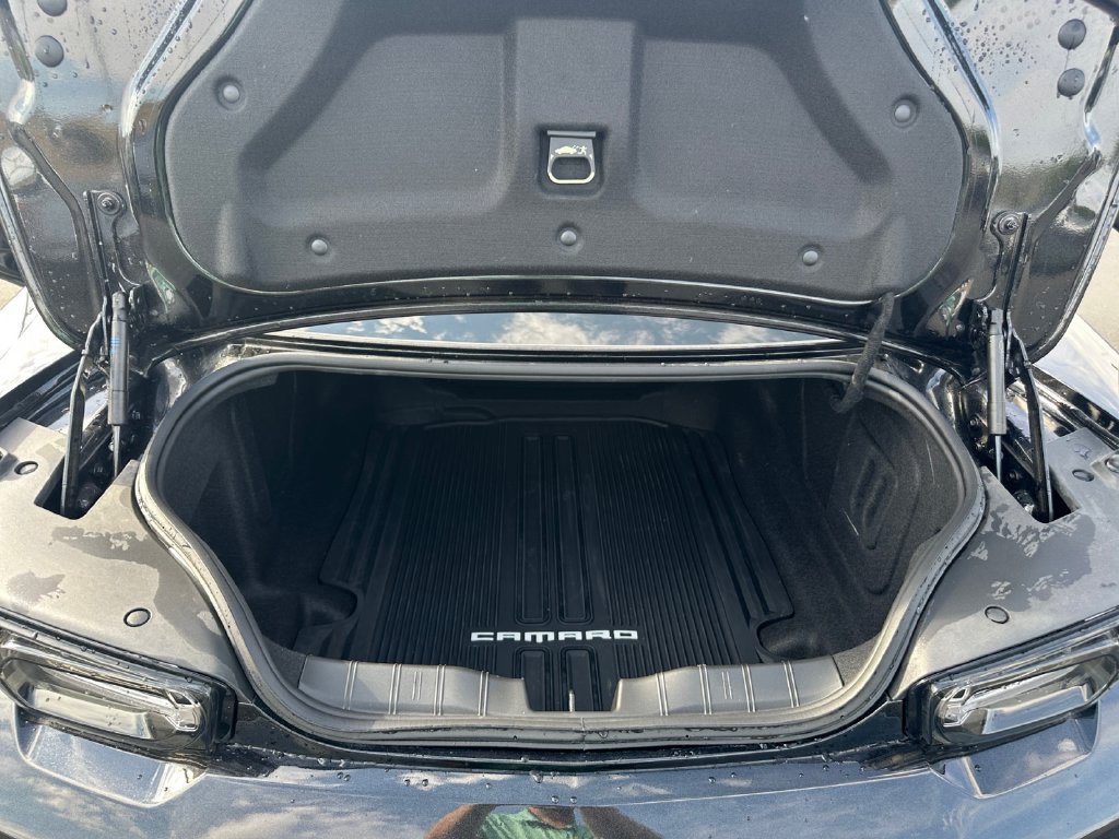 Certified 2024 Chevrolet Camaro LT RWD image 20