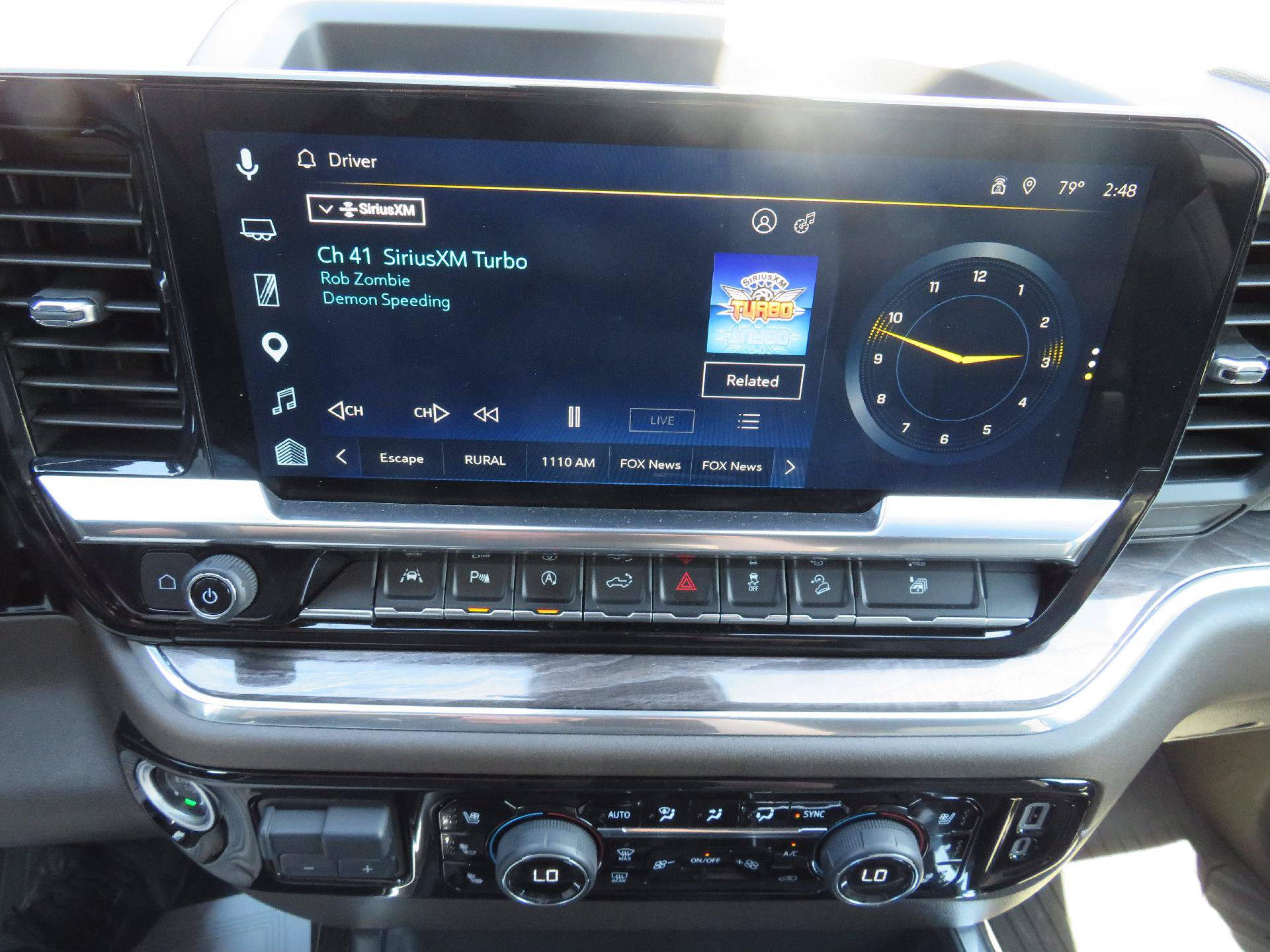 Used 2024 Chevrolet Silverado 1500 LTZ AWD/4WD image 6
