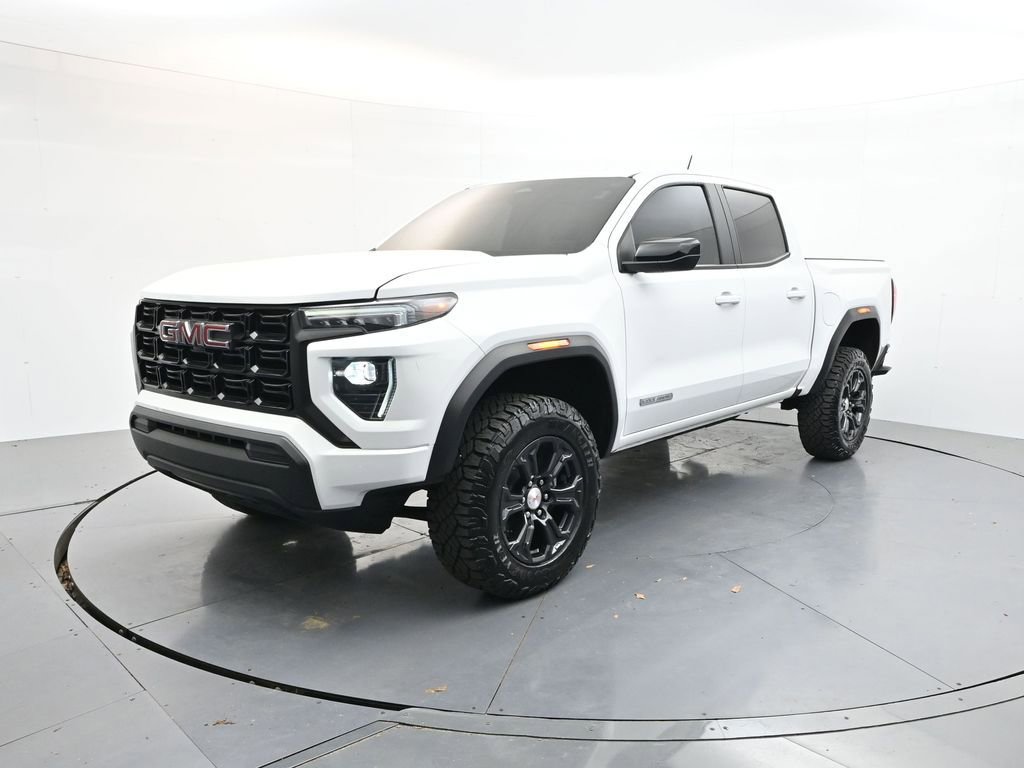 Used 2024 GMC Canyon Elevation image 3