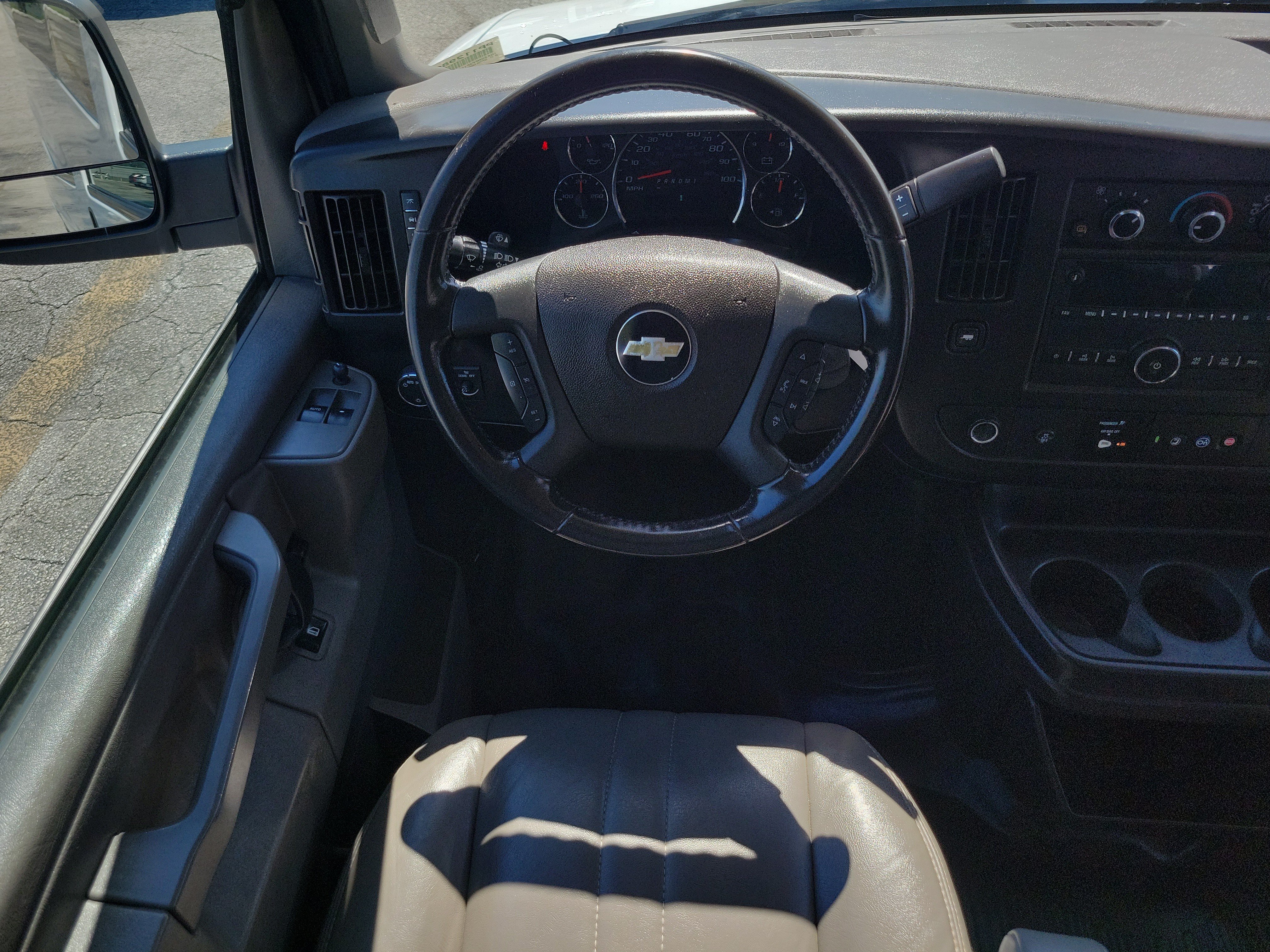 Used 2023 Chevrolet Express 3500 LS RWD image 13