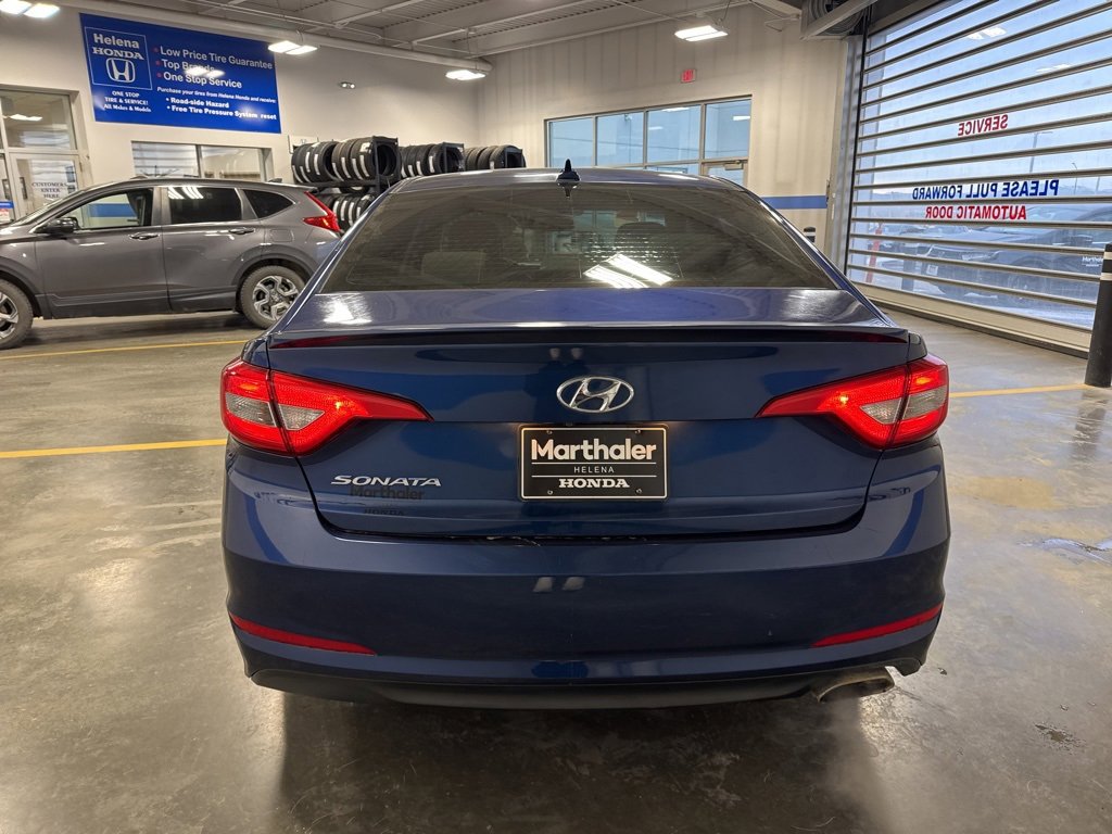 Used 2015 Hyundai Sonata SE w/ Option Group 09 image 6