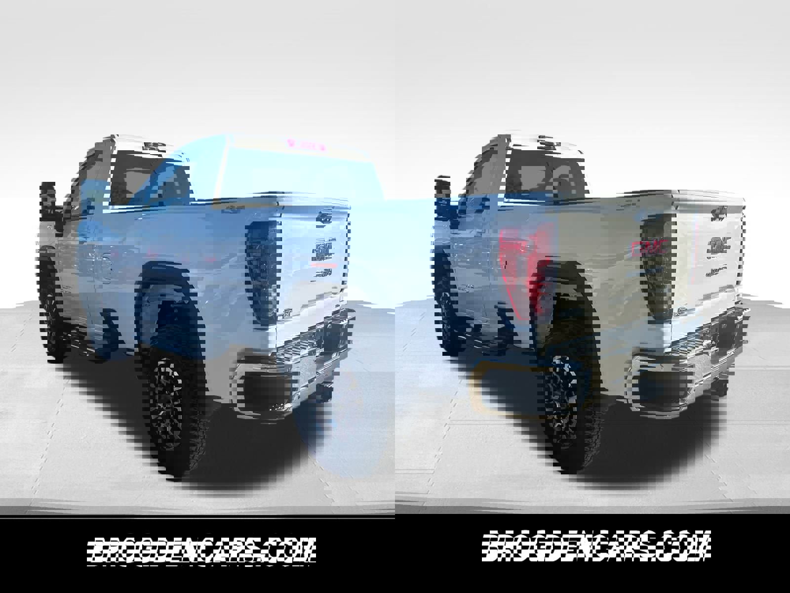 New 2025 GMC Sierra 3500 SLE image 5