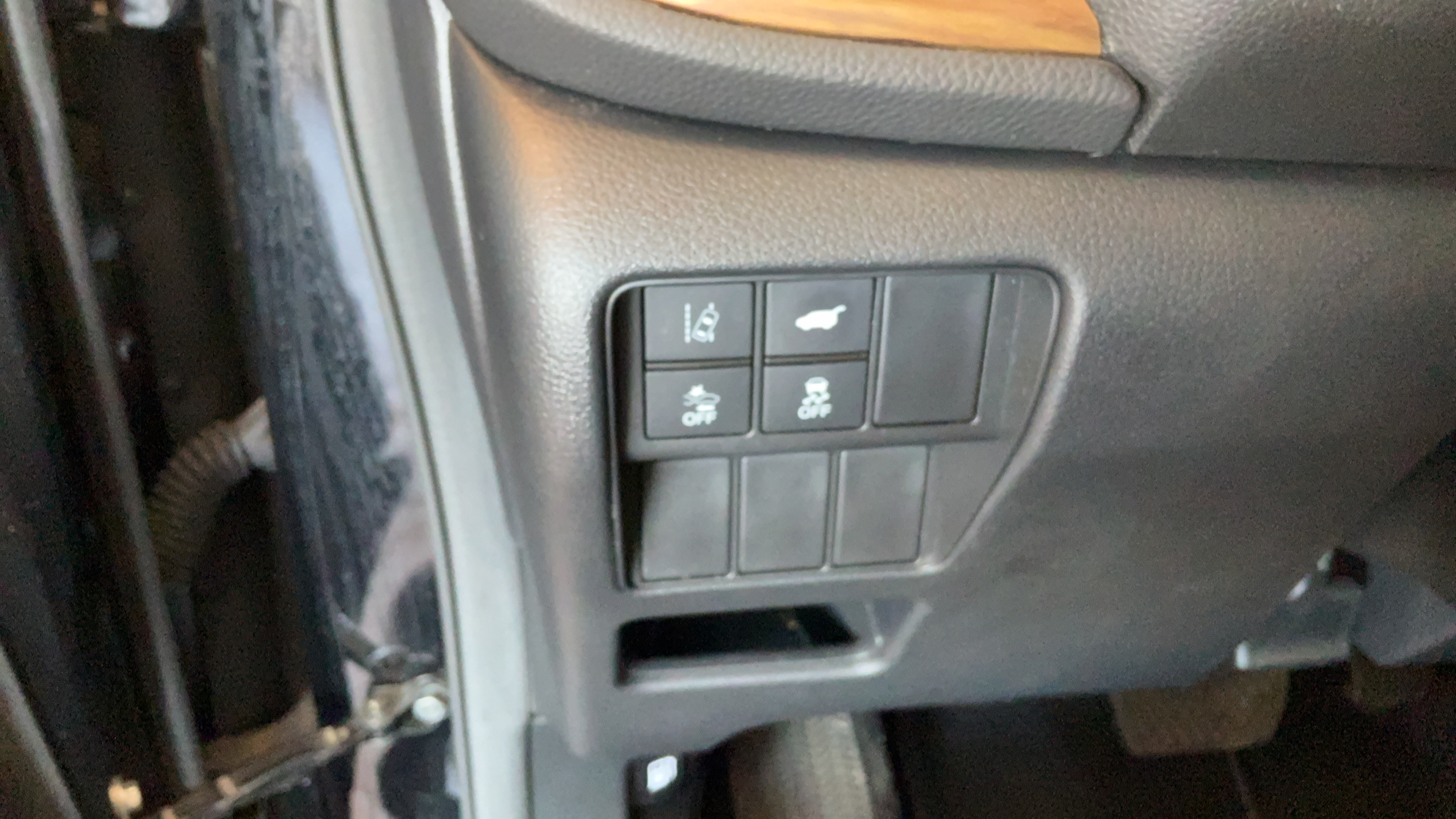 Used 2020 Honda CR-V Touring image 18
