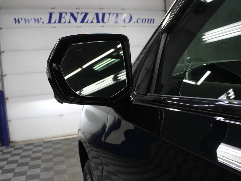 Used 2026 Cadillac Escalade ESV Sport AWD/4WD image 80