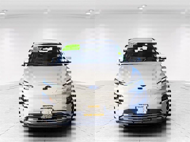 Certified 2023 Hyundai Kona SE image 3