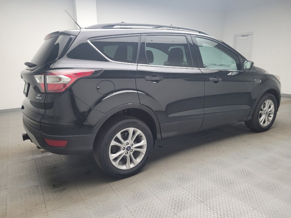 Used 2017 Ford Escape SE w/ SE Leather Comfort Package image 10