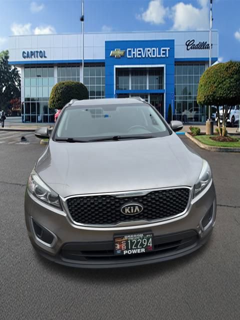 Used 2017 Kia Sorento LX w/ LX Convenience Package image 25