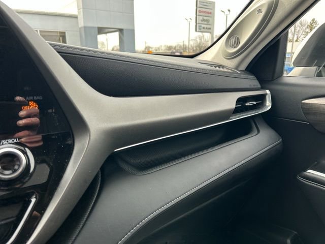 Used 2020 Toyota Highlander Limited image 41